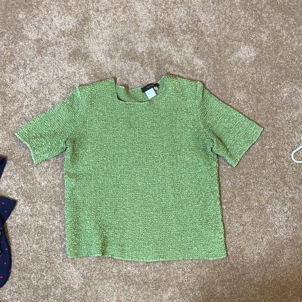 Formal Blouse Set - Picture 2 of 4